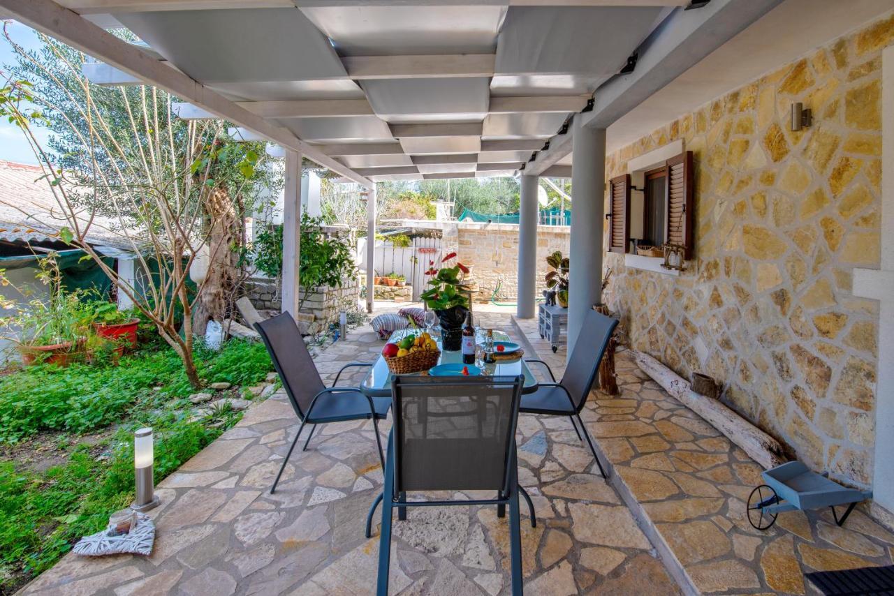 Hara Luxury House Gaios