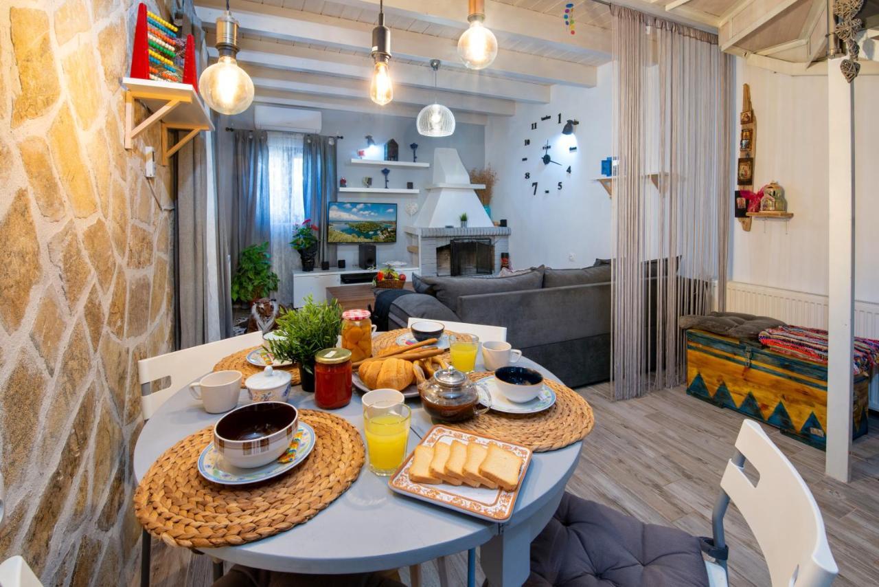 Hara Luxury House Holiday home *